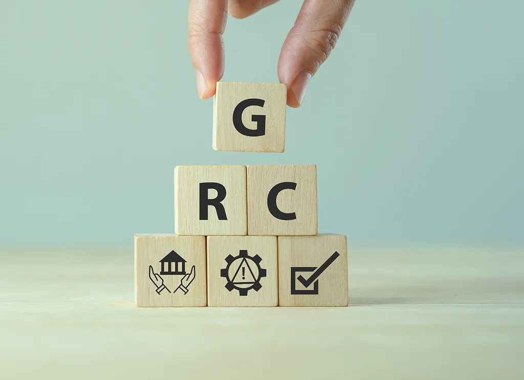 Whitepaper cover: the modern GRC leader's guide